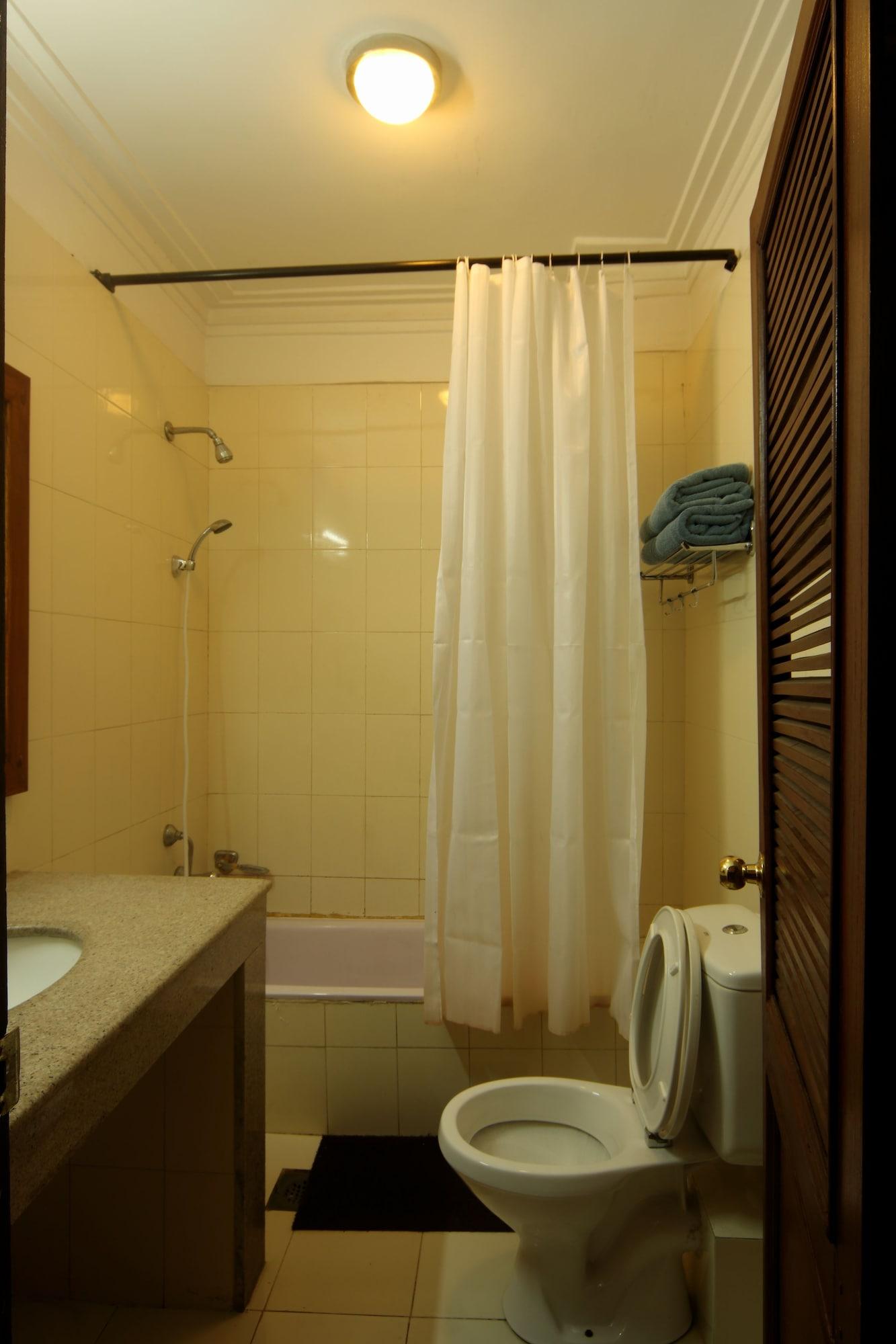 Hotel Thorong Peak Kathmandu Exterior photo