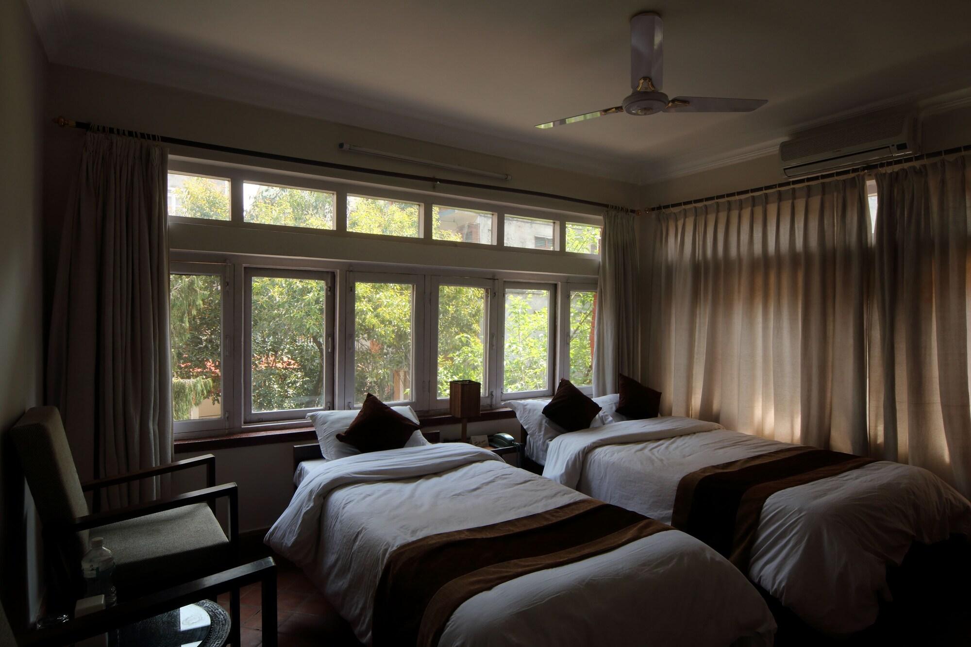 Hotel Thorong Peak Kathmandu Exterior photo