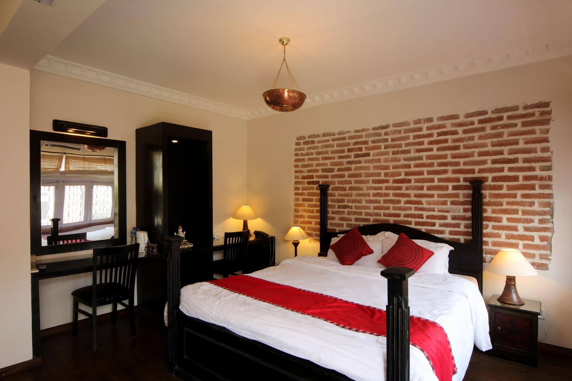 Hotel Thorong Peak Kathmandu Exterior photo