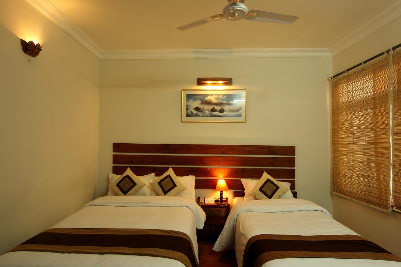 Hotel Thorong Peak Kathmandu Exterior photo